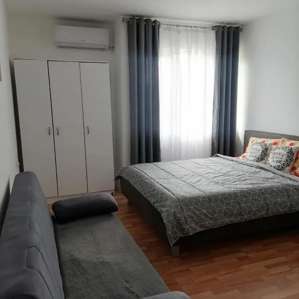 apartman berane，位于贝拉内的酒店