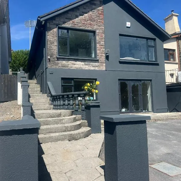 NO 16 Bayside Galway City，位于戈尔韦的酒店