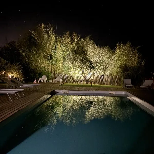 Le Coucher de Soleil Spa，位于Bessens的酒店