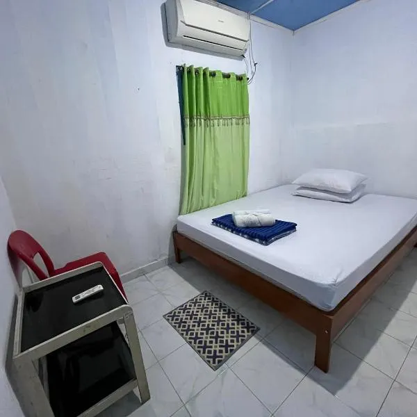 Ipoeng Rest Bed & Breakfast，位于哥伦打洛省的酒店