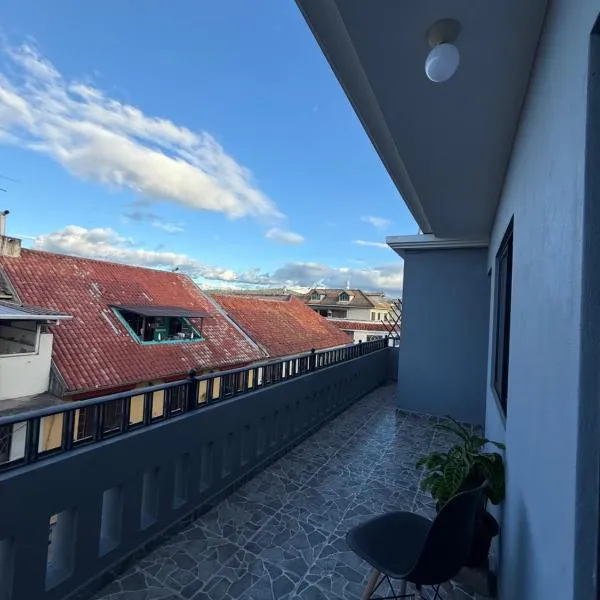 Encanto Histórico con vista，位于昆卡的酒店