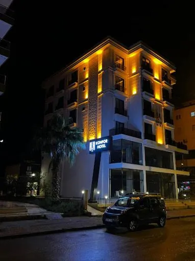 Konfor Hotel，位于Dosemealti的酒店