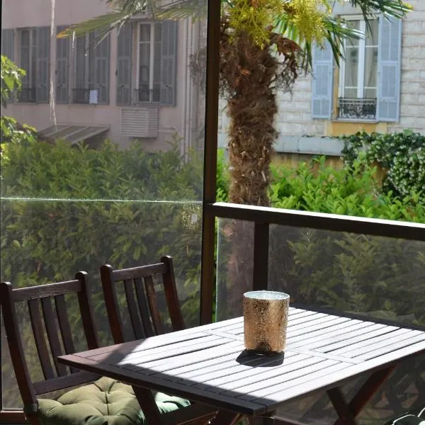 Rivoli Center Terrasse Clim Parking，位于尼斯的酒店