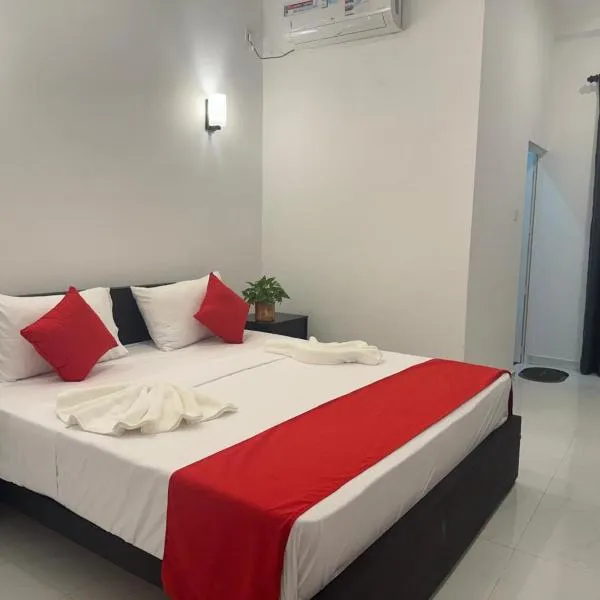 Sky wing transit hotel，位于卡图纳耶克的酒店