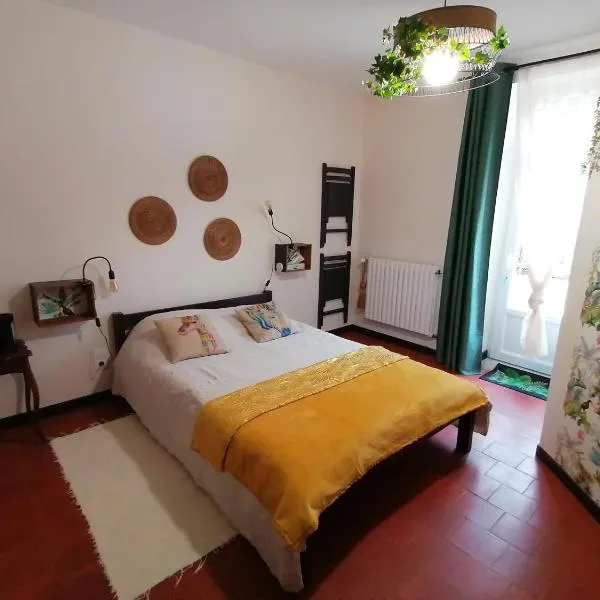 Chambre d'hôtes 2 - Exotique - Un Refuge à Cachen，位于Cachen的酒店