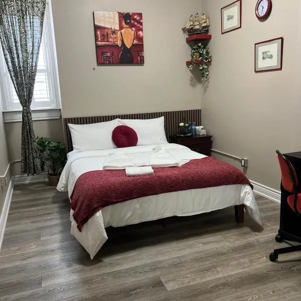 Downtown Private Room Central Location,位于多伦多的酒店