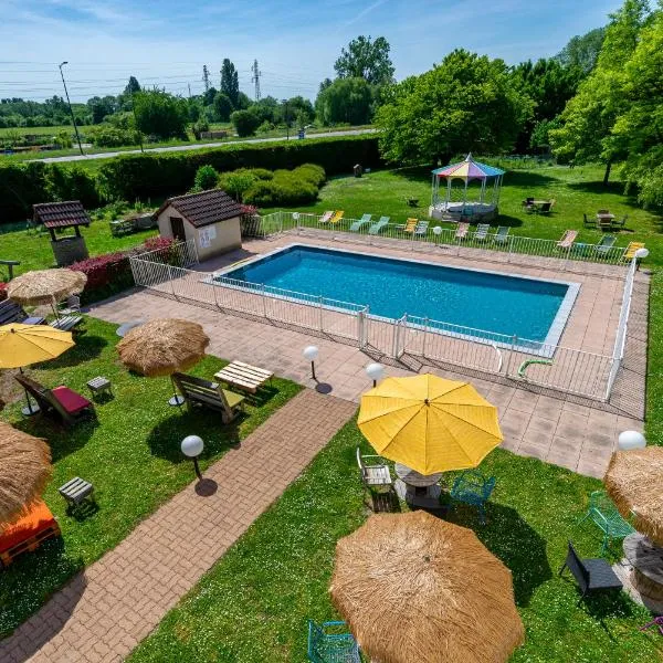 greet Hotel Beaune，位于博讷的酒店