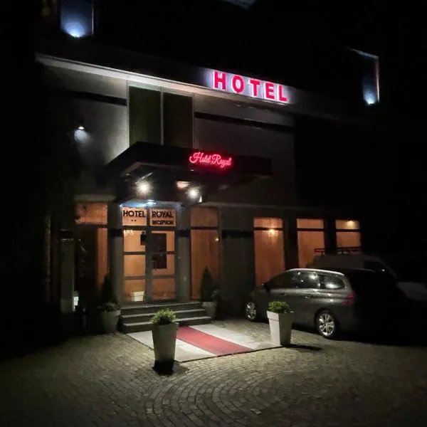 皇家酒店，位于泰托沃的酒店