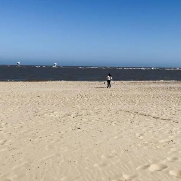 Tingdene caravan park north dene，位于洛斯托夫特的酒店