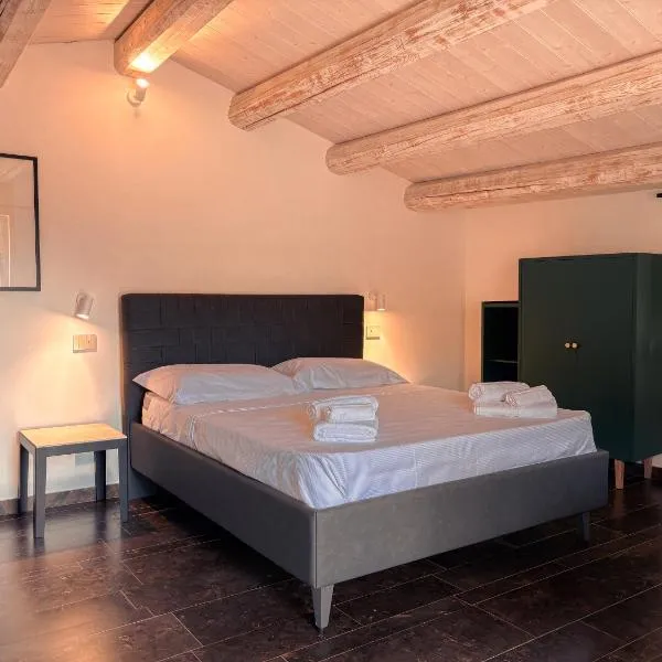 Spighe e Fenicotteri，位于莫迪卡的酒店