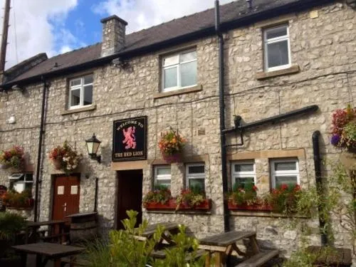 Red Lion，位于贝克韦尔的酒店