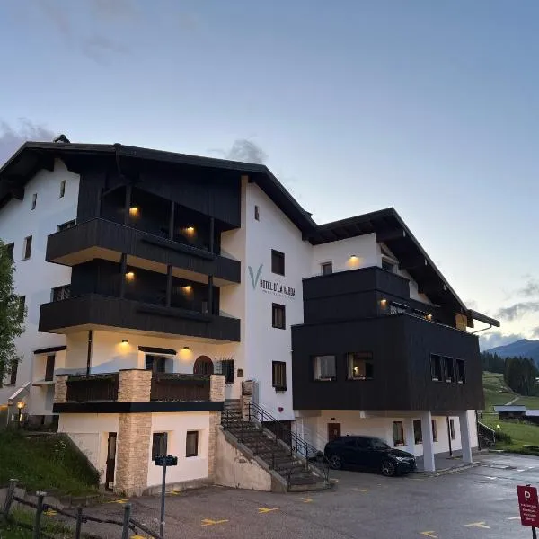 Hotel D'La Varda，位于帕多拉的酒店