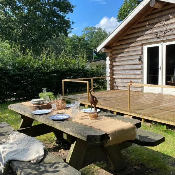 Knus boomstamhuisje op de Schatberg - nabij Toverland，位于塞弗讷姆的酒店