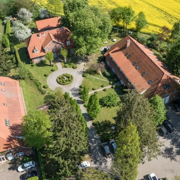 Romantik Hotel Friederikenhof Hotel Restaurant & Spa，位于吕贝克的酒店