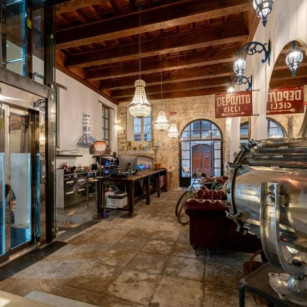 Hotel D H Lawrence，位于卡利亚里的酒店
