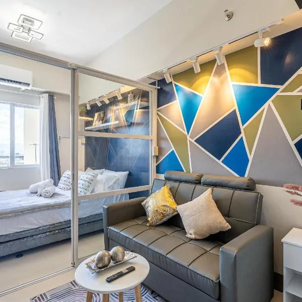 Comfy City Studio with Balcony and Sunsets，位于Lapu Lapu City的酒店