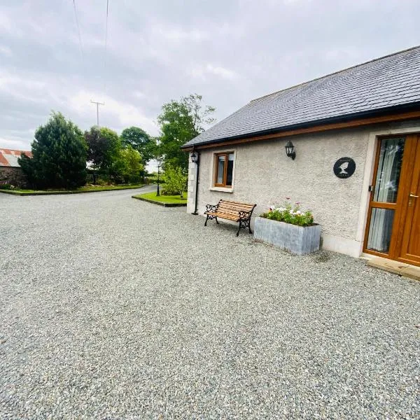 Robins Cottage，位于Corchoney Cross Roads的酒店