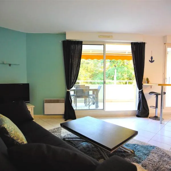 La Ciotat Mer Charmant Studio avec Grande Terrasse，位于拉西约塔的酒店