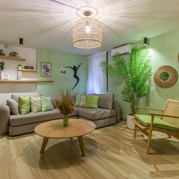 Jade Guesthouse In The Old Souks，位于拜特龙的酒店