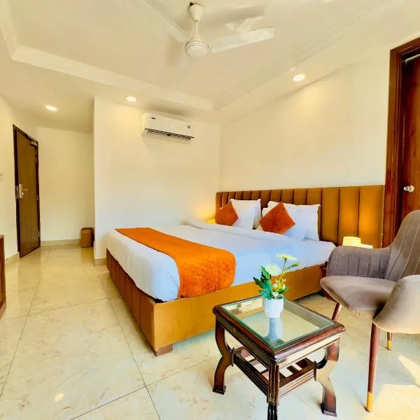 Hotel The Chandigarh Square - Top Rated & Most Awarded Property in Chandigarh，位于钱德加尔的酒店