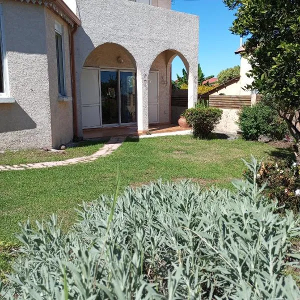 Villa Bella avec piscine chauffée Plaine des Cafres，位于勒唐蓬的酒店
