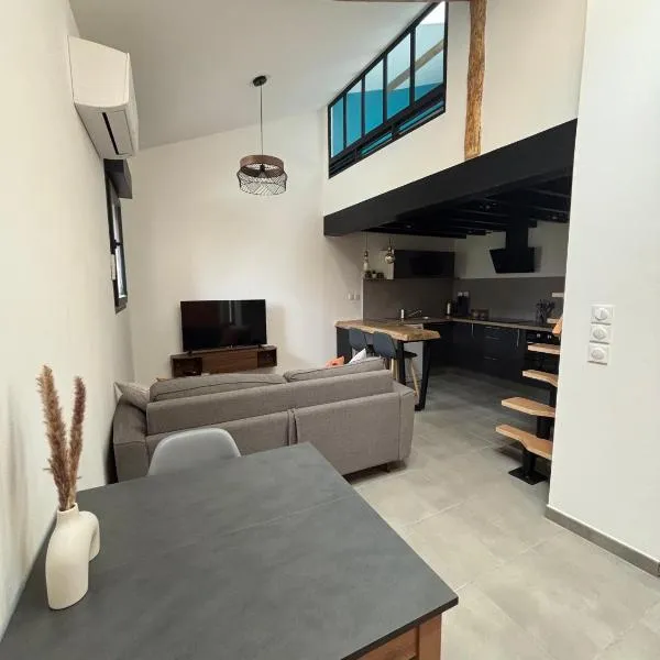 Appartement cosy et équipé，位于Saint-Porquier的酒店