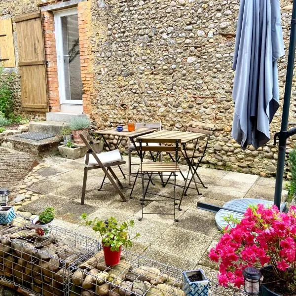 Chambre d'hôte Les Papillons - Chez Gilles et Myriam，位于Samadet的酒店