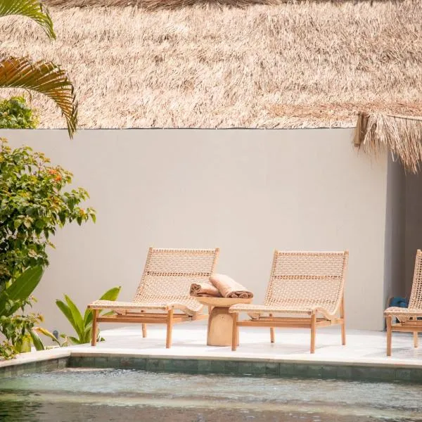 Les Vagues - Hotel Villa & Beach Club - Gili Air，位于吉利阿尔的酒店