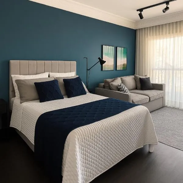 Studio Campo Belo com Rooftpo Piscina e Metrô，位于圣保罗的酒店