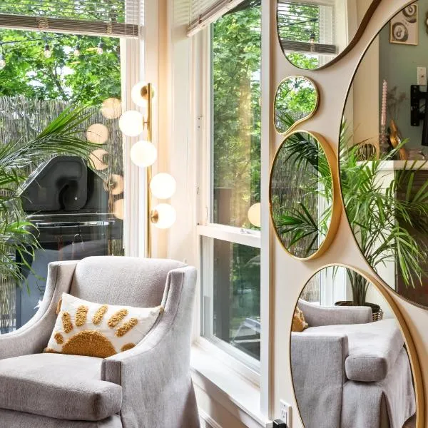 The Velvet Fern Guesthouse，位于考特尼的酒店