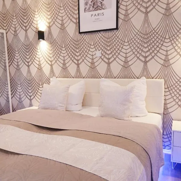 Hotel Via Vita，位于特罗伊赫特林根的酒店