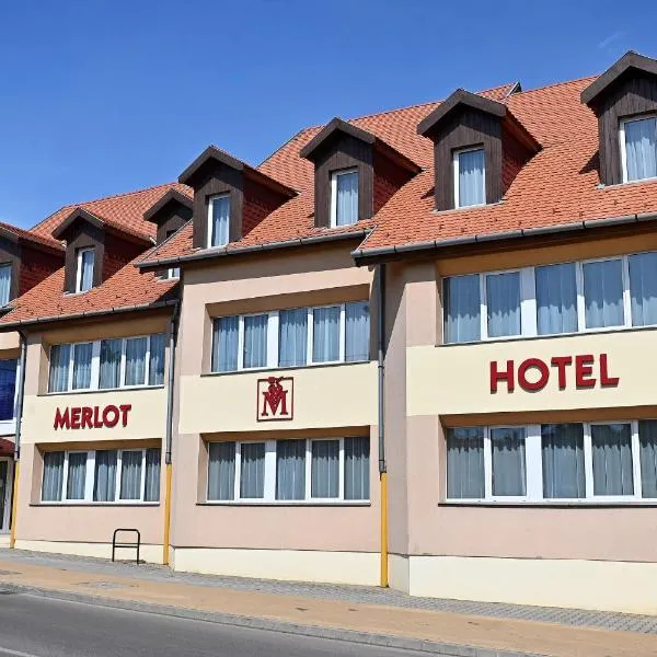 Hotel Merlot，位于埃格尔的酒店