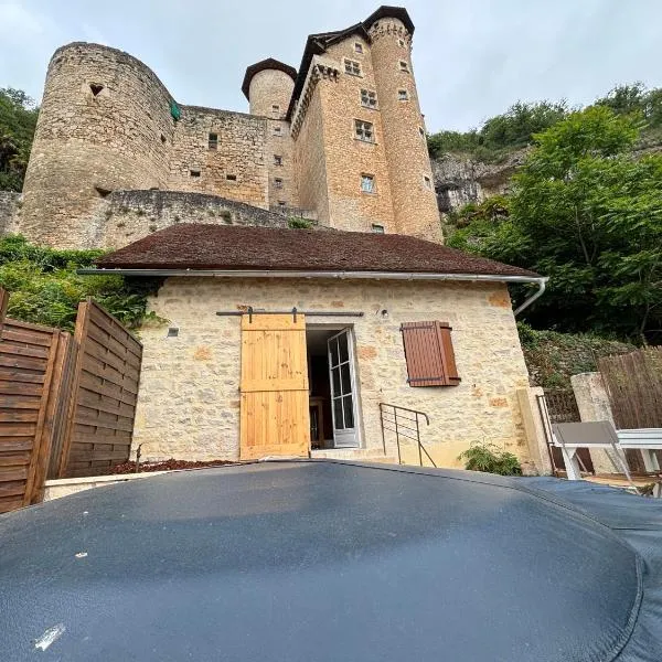 Maisonnette de village，位于Larroque-Toirac的酒店