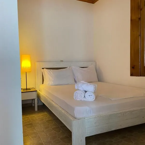 Samothraki Therma Noula Rooms，位于萨莫色雷斯的酒店