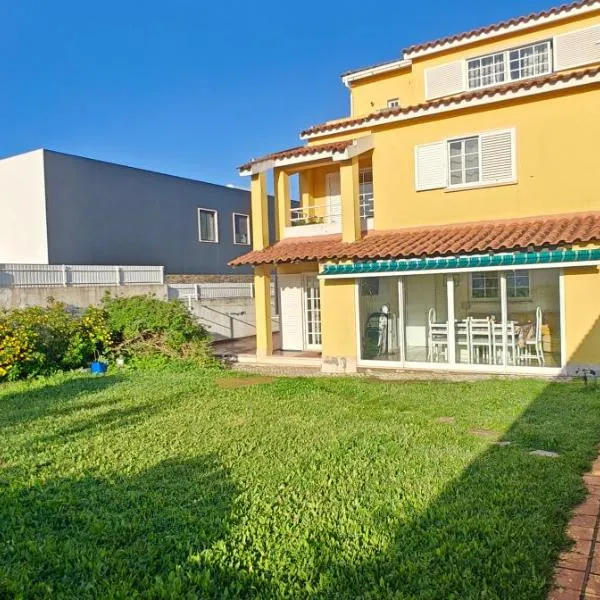 Oceans House Villa，位于卡尔卡维洛斯的酒店