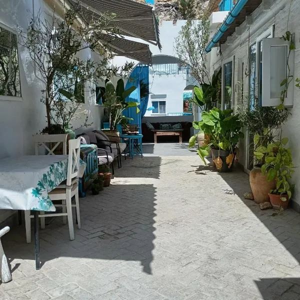 Rooms Burjassot，位于布尔哈索特的酒店