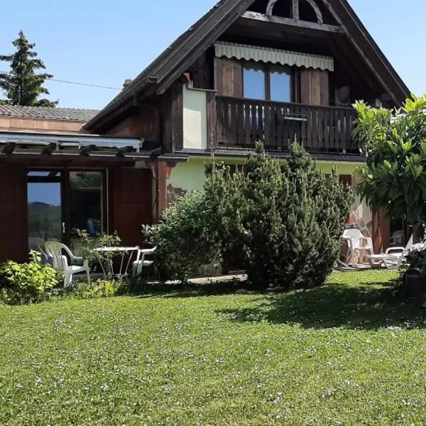Chambres d'hôtes Monicala，位于贝格海姆的酒店