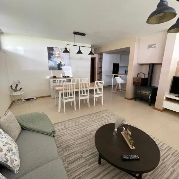 Refúgio da praia，位于托沙的酒店