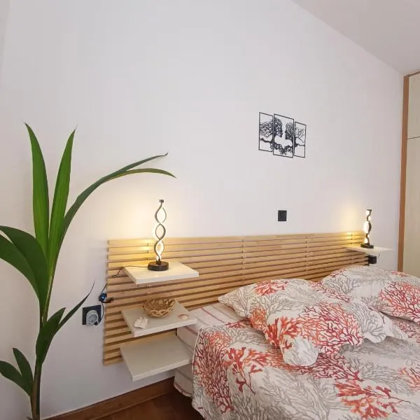 Seaside Breeze Apartment，位于锡蒂亚的酒店
