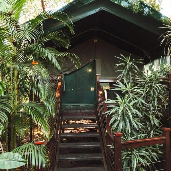 Luxury Tented Village @ Urban Glamping，位于圣卢西亚的酒店