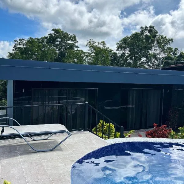 Residencia Esmeralda，位于Agua Buena的酒店