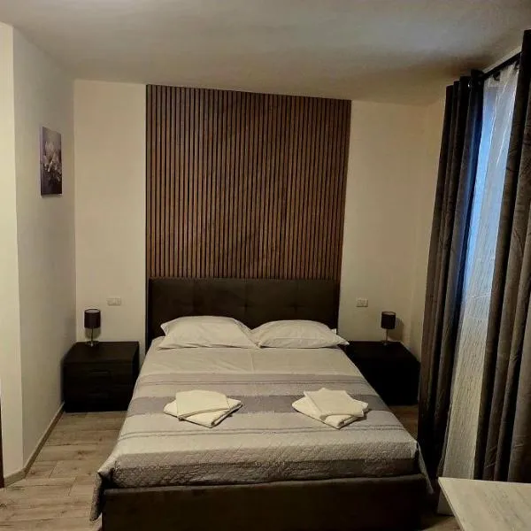 SLEEP & GO Pisa，位于比萨的酒店