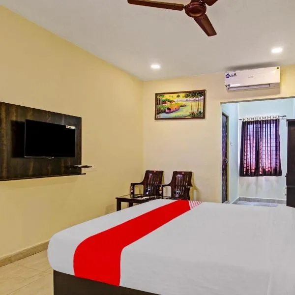 Super Hotel O Lakshmi Royal Inn，位于瓦朗加尔的酒店