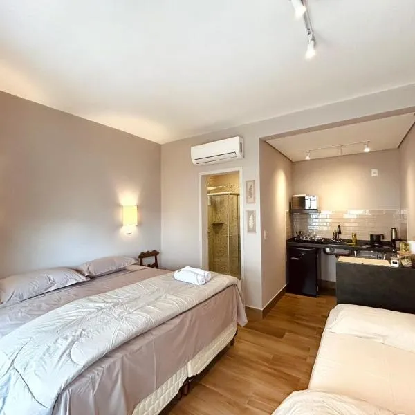 Pousada da Matriz - Perdões MG，位于Perdões的酒店