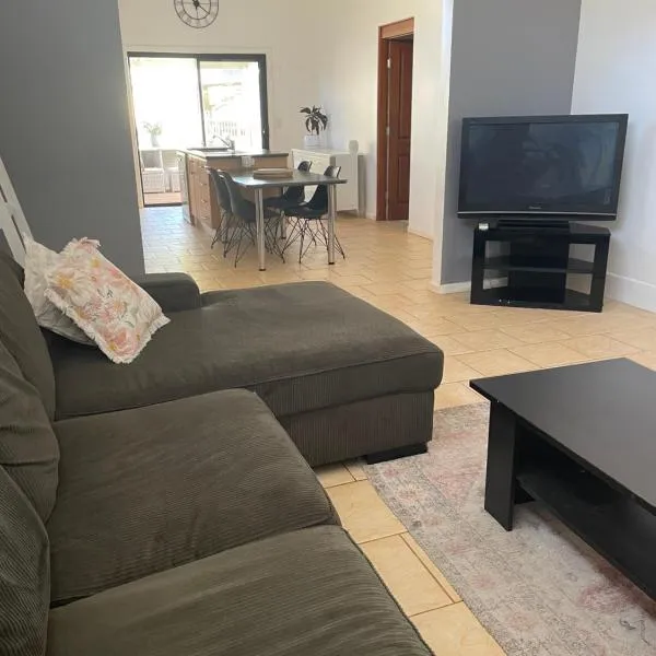 House on Main，位于Cowell的酒店