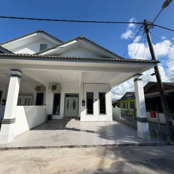 Homestay Ayuni，位于瓜拉丁加奴的酒店