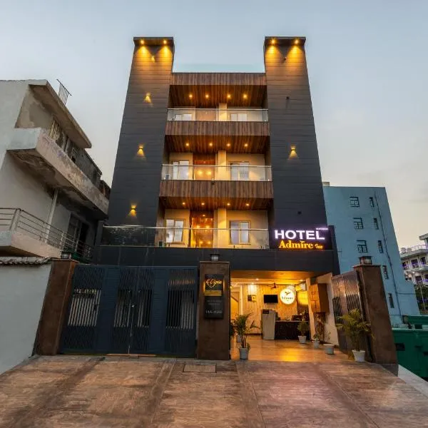 Hotel Admire Inn Sector 104，位于诺伊达的酒店