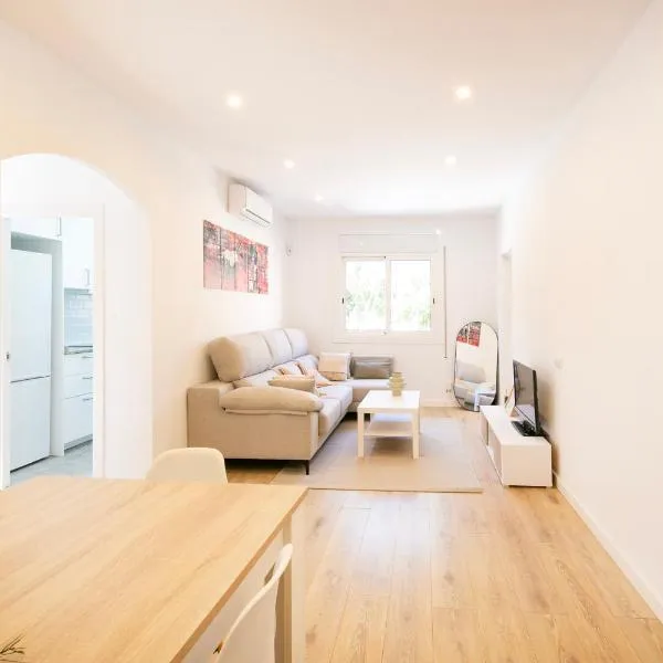 Lovely apartment with 3 bedroom，位于科尔内拉德罗布雷加特的酒店