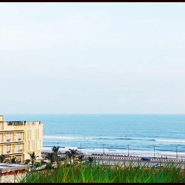 SEA VIEW HOTEL New BR Puri, Near Temple & Sea beach, Spacious and Fully Air Conditioned Rooms with BREAKFAST wifi, Restaurant and Parking - BEST HOTEL IN PURI，位于普里的酒店