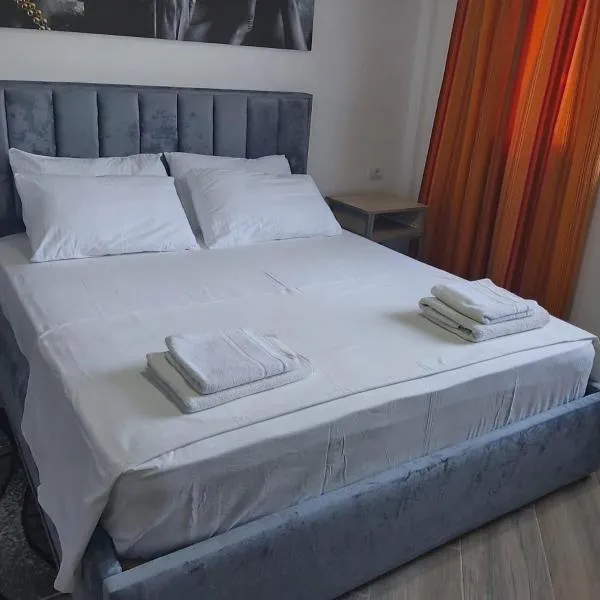 Bunec Seascape Villa Apartments，位于Piqeras的酒店